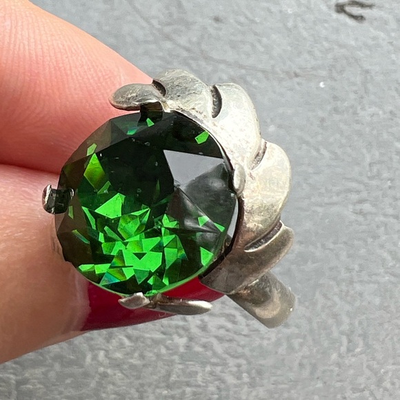 VINTAGE LARGE ROUND GREEN PASTE GLASS RHINESTONE RING 925 STERLING SLVER MEXICO